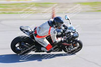 media/Jan-20-2023-Fastrack Riders (Fri) [[f2ad32aba3]]/Level 1/session 3 turn 9/